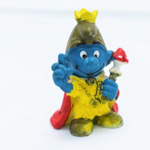 Vintage Emperor Smurf 1978 - Toadstool Mushroom Scepter and King Crown - PEYO Schleich The Smurfs 1970s Collectible PVC Figure