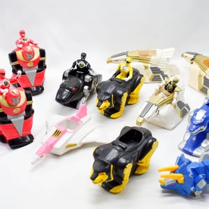 Lot danciennes figurines, Power Rangers métal + plastique, 1991 Taiwan