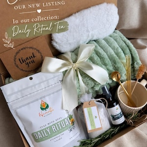Luxury Tea Gift Box, Herbal Tea Gift Set, Self Care Gift Box, Spa Gift Basket, Relaxation Gift, Wellness Gift, Loose Leaf Tea, Tea Lover Gift, Cozy Gift Box, Ayurvedic Tea, Organic Herbal Tea, Mother’s Day Gift, Birthday Gift for Her, Thinking of You Gift, Get Well Soon Gift, Bridesmaid Gift, Christmas Gift, Tea Ritual, Mindful Living, Handmade Tea, Namaste Blends, Artisan Tea, Gift for Women, Relaxation Box, Care Package, Premium Tea Collection