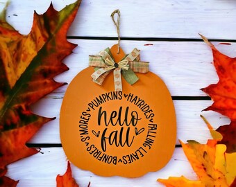 Pumpkin Hello Fall Sign: Farmhouse Autumn Wall Decor