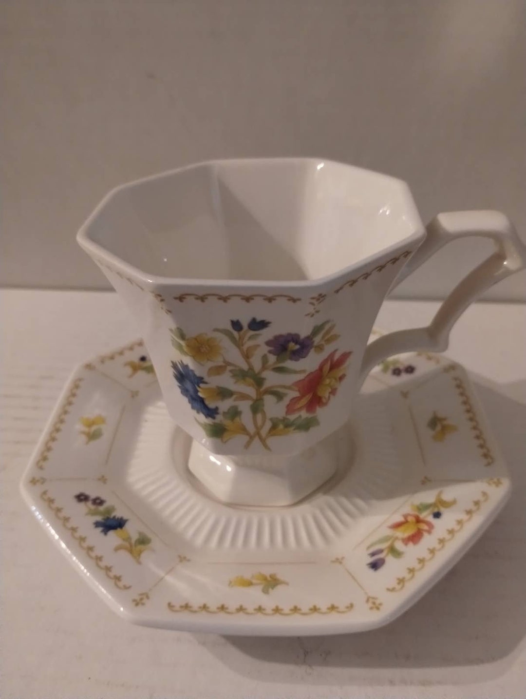 Nikko Classic Collection Magenta #269 Cup & Saucer Set Made in
