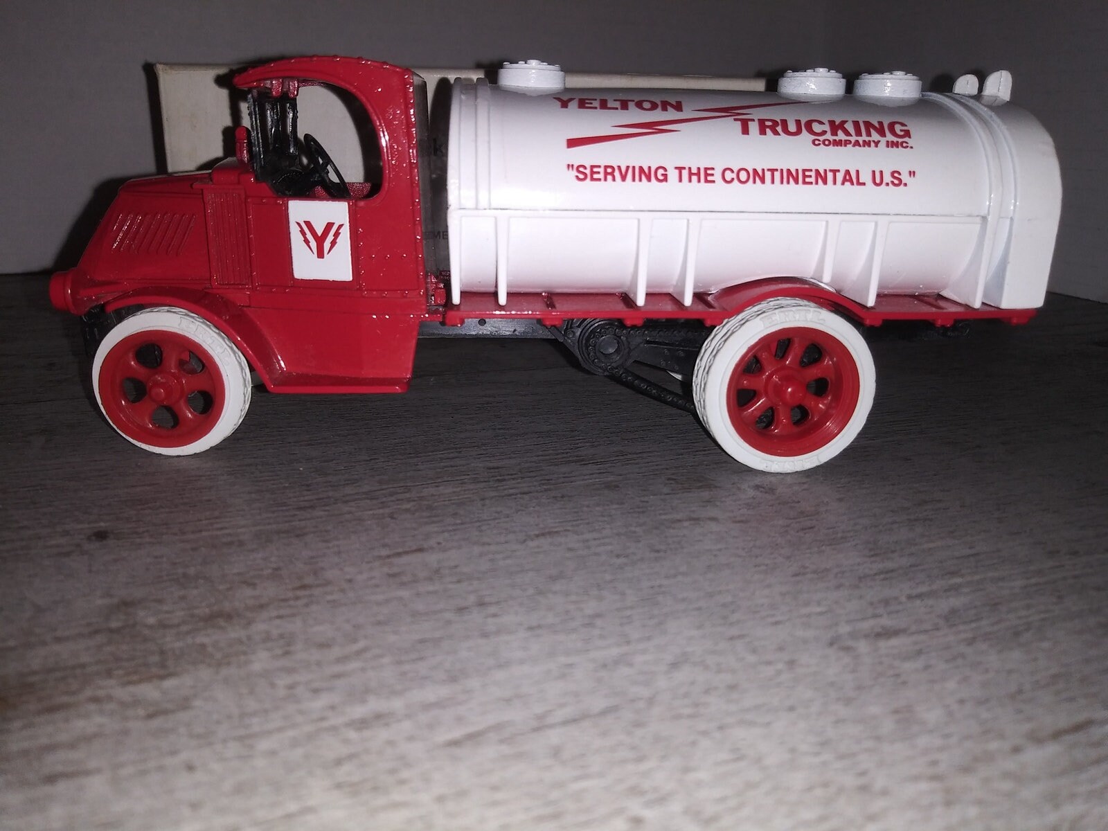 杉山模型　1920 MACK BULL DOG TRUCK 1/87 Yelton Trucking Mack Bull Dog Tanker Truck Vintage (1987) Ertl Die