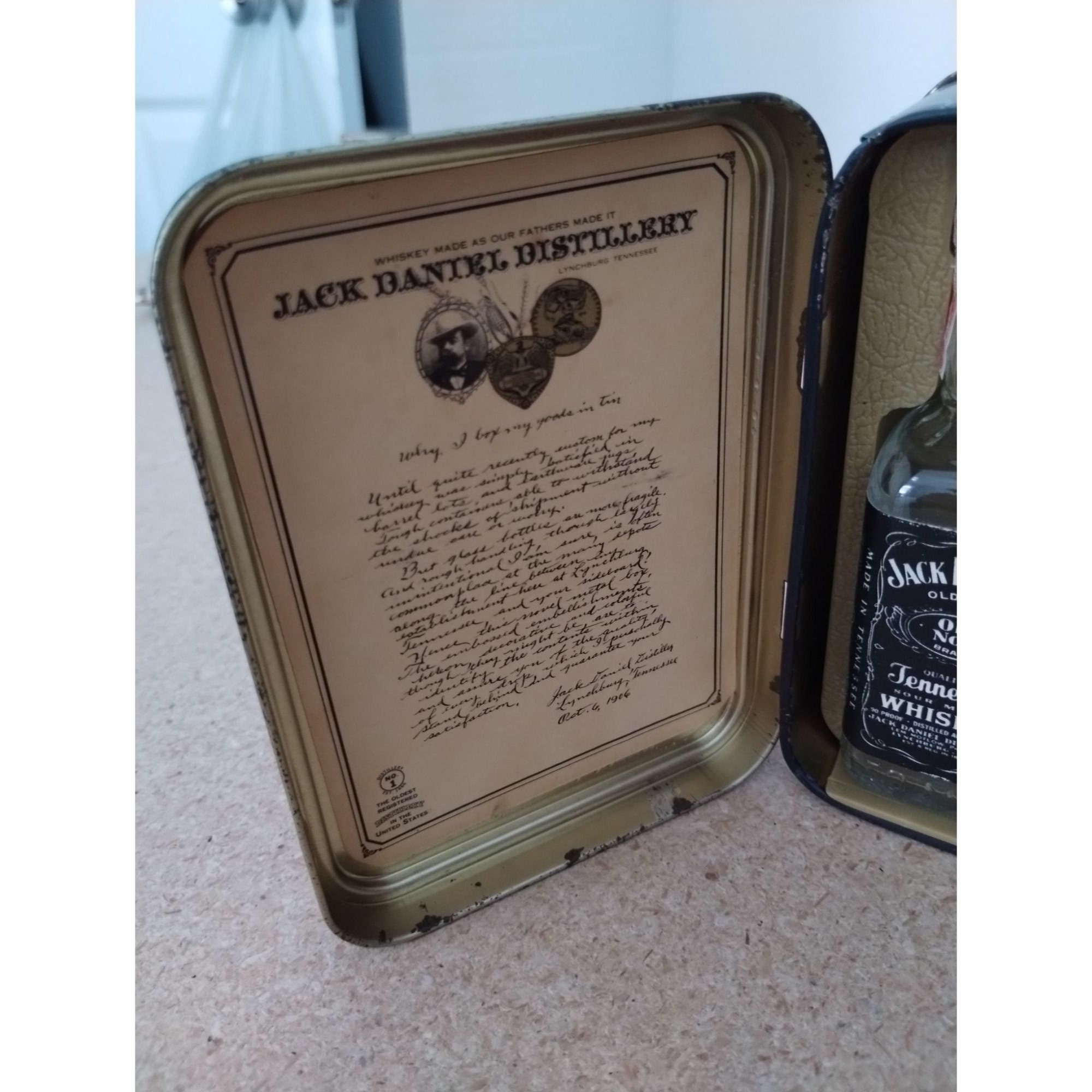 how much tobacco can you bring back to uk after Passenger purchases of alcohol and tobacco how much tobacco can you bring back to uk after Passenger purchases of alcohol and tobacco