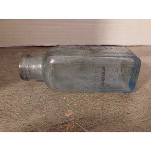 Hires Household Root Beer Extract Bottle Philadelphia PA
