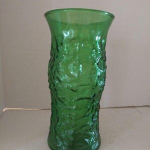 E.O. Brody Co. Cleveland Ohio Avocado Green Crinkle Glass Vintage Vase 9.5&quot; Tall