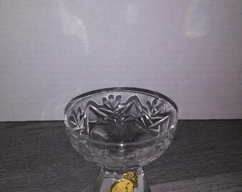 World&#39;s Finest Vintage Imperlux Genuine Handcut Lead Crystal Small Wine Glass