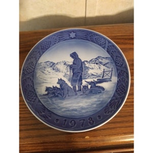 Royal Copenhagen 1978 Porcelain Collectible Plate Greenland Scenery