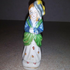 Porcelain Figurine Victorian Lady Hand Painted Made in Occupied Japan 5&quot;