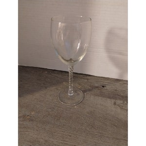 8&quot; Water Glass Crystal Goblet Twisted Stem