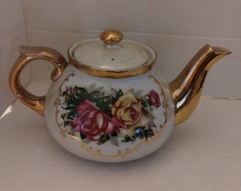 Roses Pearlized Porcelain Teapot with Gold Accents