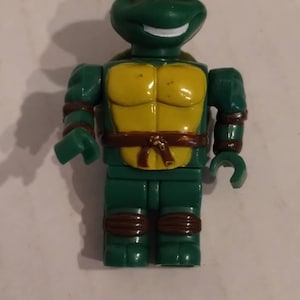 Figurine aimantée Michelangelo des Tortues Ninja