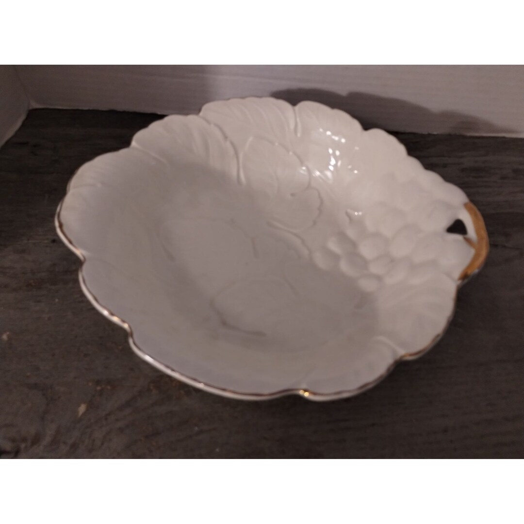 Andrea by Sadek Japan Golden Loyal Leaf Embossed White Bowl Gold Trim