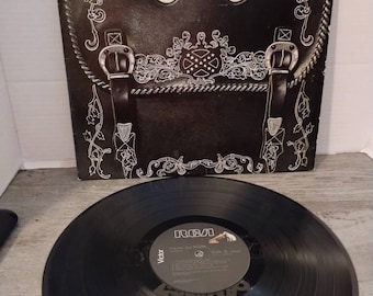 ALABAMA 1981 Feels So Right 12" Vinyl 33 Lp RCA Victor AHL1-3930 Country