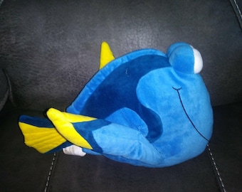 Disney Pixar Kohl's Cares Dory Blue Plush Finding Nemo Stuffed Toy 13 Inches