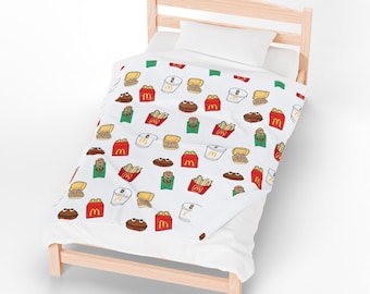 McDonald&#39;s Themed Blanket, Fast Food Cozy Throw, Junk Food Lover Gift, Big Mac Fries Snuggle Blanket, Foodie Home Decor, Soft Warm Flannel