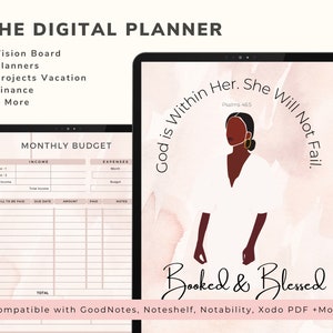 Può includere: Un planner digitale con uno sfondo rosa e bianco che presenta una donna con la pelle marrone e una camicia bianca. Il testo "God is Within Her. She Will Not Fail." è scritto in un arco curvo attorno alla donna. Il testo "Psalms 465" è scritto sotto la donna. Il testo "Booked & Blessed" è scritto sotto la donna in un carattere corsivo. Il planner è compatibile con GoodNotes, Noteshelf, Notability, Xodo PDF e altro.