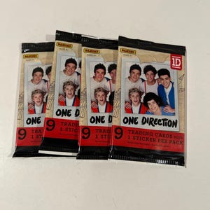Panini 2013 One Direction 4 x Trading Card Pack NEW
