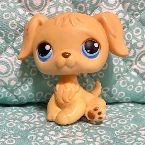 Vintage  Littlest Pet Shop: LPS #21 Retriever- Authentic Hasbro