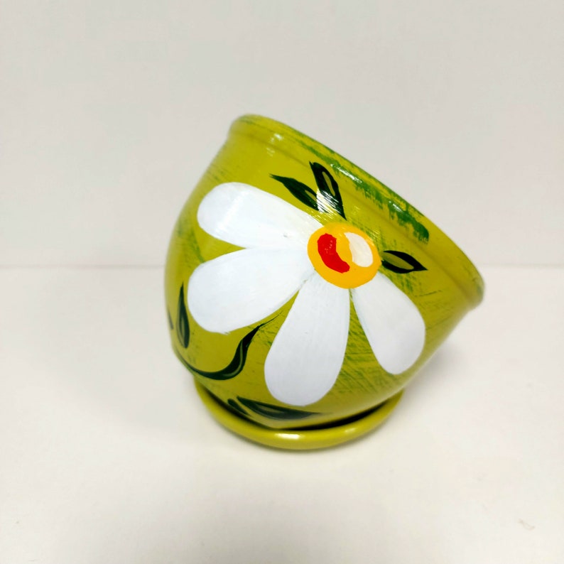 Hand Painted Green Ceramic Pot Daisy Flower Ilustration Indoor Plants Home Decor Bright Colors image 1