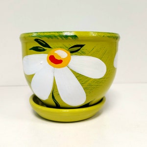 Hand Painted Green Ceramic Pot Daisy Flower Ilustration Indoor Plants Home Decor Bright Colors image 3