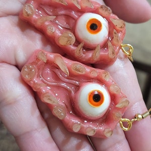 Creepy Halloween coffin shape eyeball teeth earring