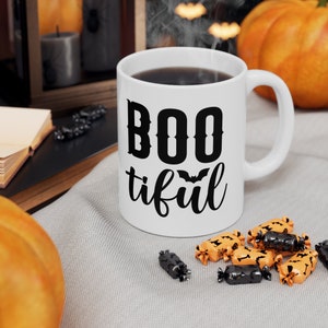Idée de cadeau de tasse Spooky Boo-tifully Cute pour elle Tasse à thé en céramique d'Halloween de 11 oz, maman de café, amateur de thé, tasse à chocolat Cadeau d'automne parfait image 2