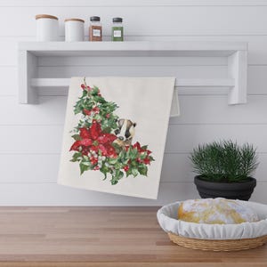 Badger Holiday Cotton Tea Towel, Farmhouse Animal Lover Kitchen Decor, Woodland Creature Dish Towel, Gift for Nature Enthusiast