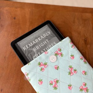 Strawberry Kindle Sleeve