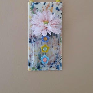 Patterened Flower Wall Vase / Fused Glass/FREE SHIPPING