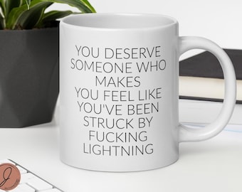 Taza de café "Caído por un rayo" - Cita de Roy TV