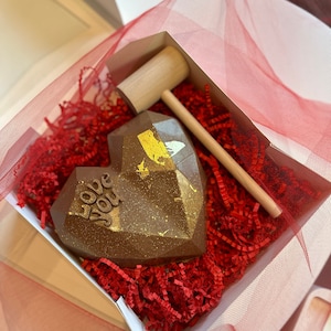 Breakable chocolate heart with edible gold leaves |Valentines gift |Birthday gift | Anniversary gift | Idea for gift | Gender reveal idea |