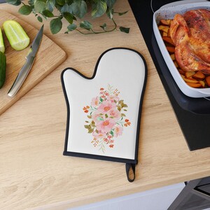 Oven Mitten Oven Glove Pink Flowers, Gift for Mom, Gift for Her, Gift for Kitchen