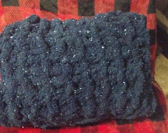 Knitted pillow