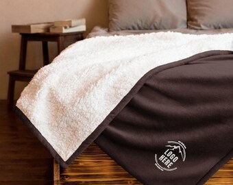 Custom Logo Embroidered Warm Fleece Blanket, Monogrammed Sherpa Throw Blanket Present, Cute Holiday Gift Idea, Custom Logo Corporate Gift