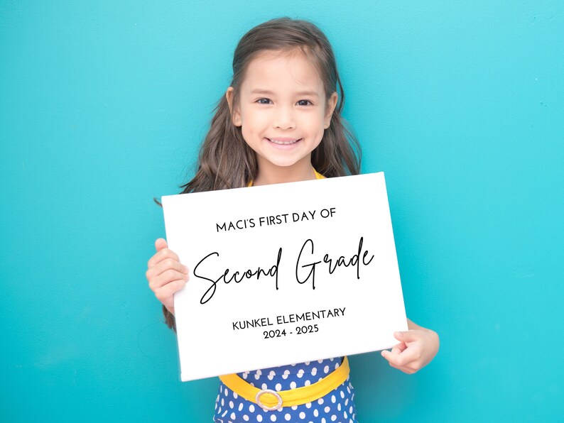 Maci Sign First / Last Day of School Sign Template | Back to School Photo Prop ...