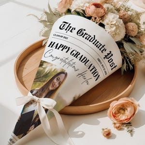 Abschluss-Blumen-Wrap, Abschluss-Zeitungsvorlage, graduiertes Geschenk, Canva-Vorlage, sofortiger Download