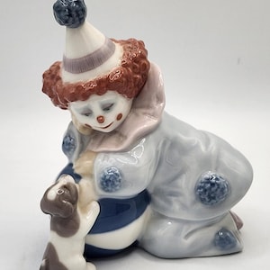 Beautiful Lladro &quot;Pierrot with Puppy & Ball&quot; Porcelain Figurine- Small Clown Leaning on Ball with Puppy | #5278- Glossy