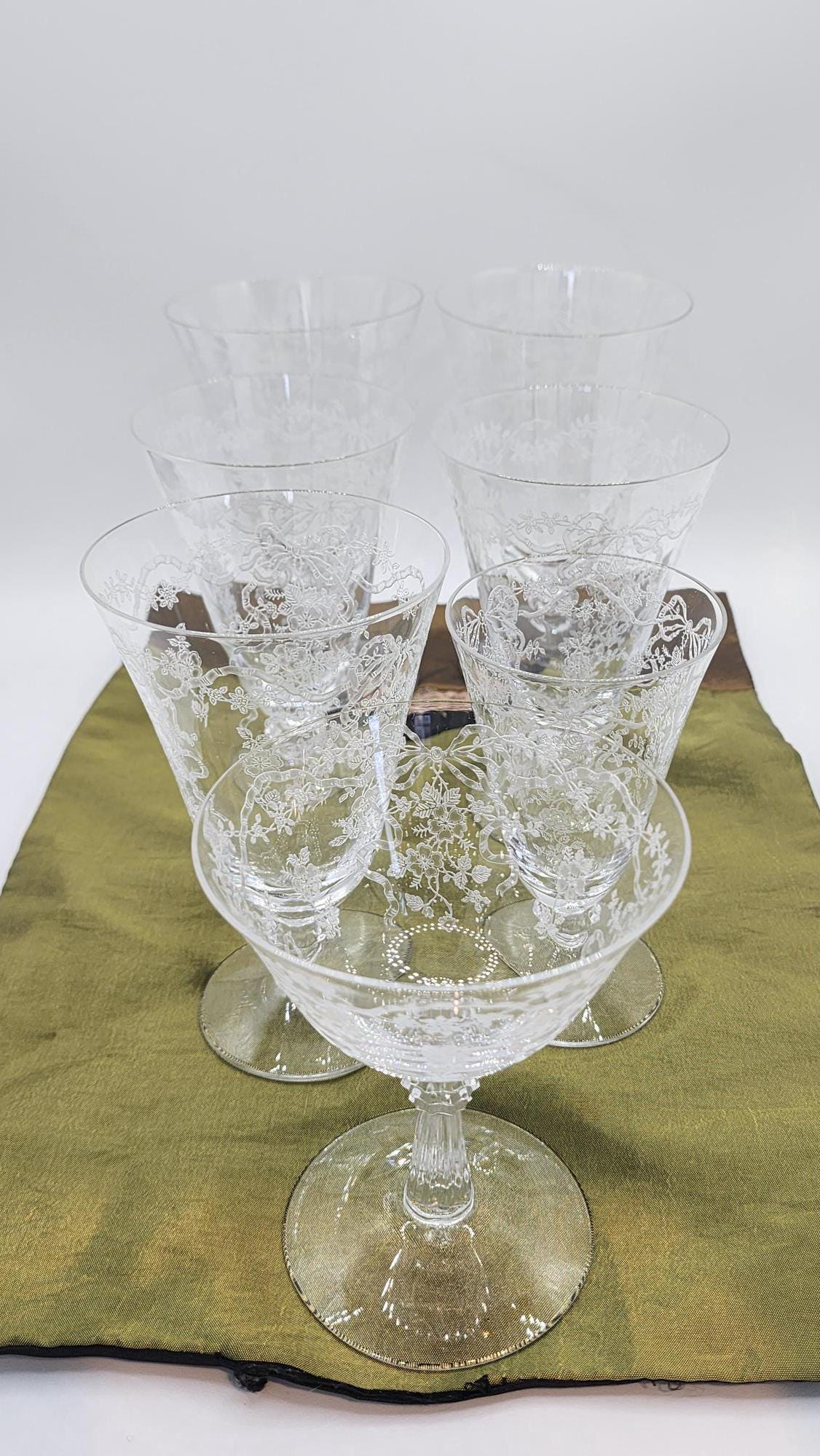 Vintage 7- Piece Fosteria 
