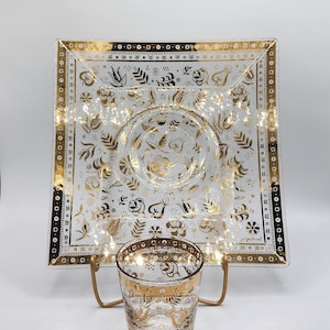 Georges Briard MCM goudkleurige glazen ingesprongen serveerschaal plus glas