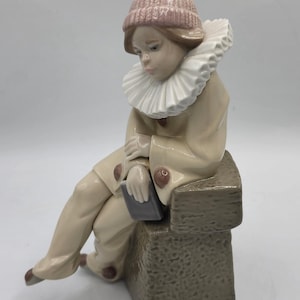 Beautiful Lladro &quot;Little Jester&quot; Porcelain Figurine- Boy Clown Sitting On Block with Book | #5203