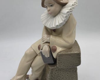 リヤドロ LLADRO #5203 Little Jester　置物　インテリア Lladro Little Jester #5203 - Etsy UK