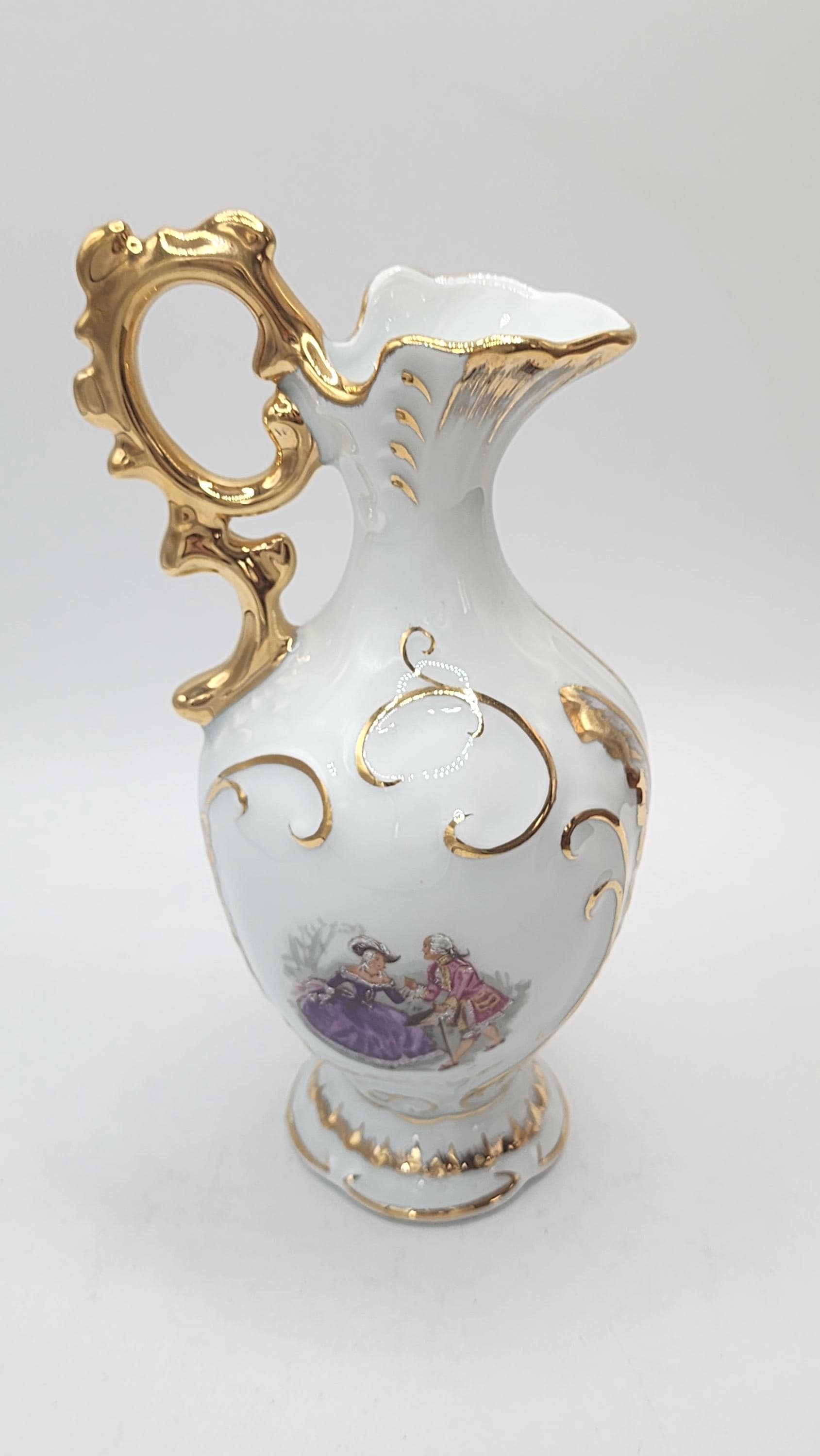 Vintage Ornate 7