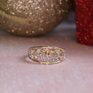 10K Gold Quinceañera 15 anos Band Ring  / 10K Real Gold 15 Años Ring / Quince Crown Ring / Daughter Gift / 15th Birthday Ring / Heavue