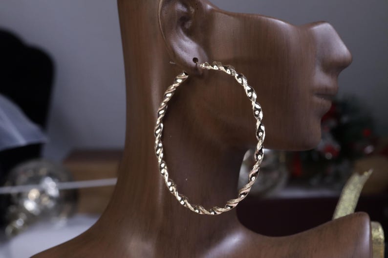 10k Gold 2 Different Size Twist Hoop Earrings / 10k Gold Earrings Women / Heavue / Gift / Gift For Her / Valentine Gift Style 2