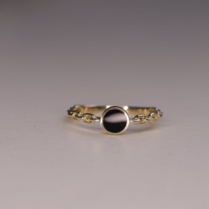 14K Yellow Gold Black Enamel Round Ring / High Quality Rings / Gifts For Best Friend / Gift For Her / Minimalist Ring /Gift For Mom / Heavue