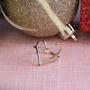 10K Gold Cute Heart Simple Style Ring / 10K Gold Cute Ring / Gift / Gift for Her / Heart ring / Elegant Ring / Heavue / Cheap Ring