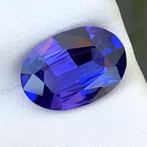 AAA Tanzanite Gemstone: Natural Oval Cut, 2 Carat