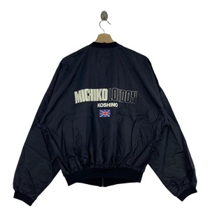 MICHIKO LONDON（ミチコロンドン）レースアップスニーカー 通販