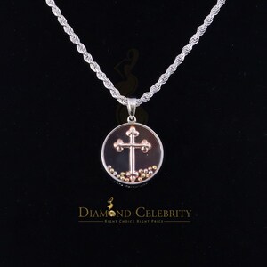Diamond Celebrity&#39;s Attractive White 925 Sterling Silver Charming Cross Pendant with Cubic Zirconia