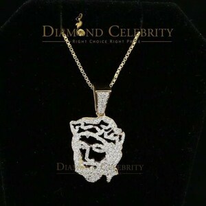 Diamond Celebrity&#39;s Yellow Mens Jesus Face Shape 925 Sterling Silver Pendant 0.90ct Cubic Zirconia